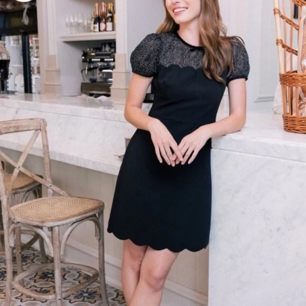 Gal Meets Glam Rhiannon Bow Puff Sleeve Scallop Edge Dress, size 2, NWT
